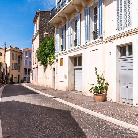 Le Refuge Du Suquet, Quartier Authentique De Cannes, Vue Cannes
