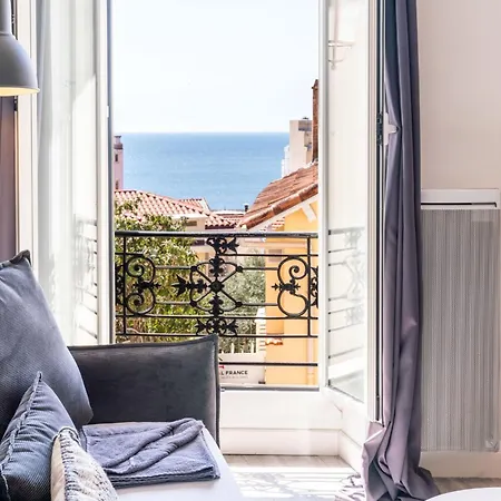 Le Refuge Du Suquet, Quartier Authentique De Cannes, Vue